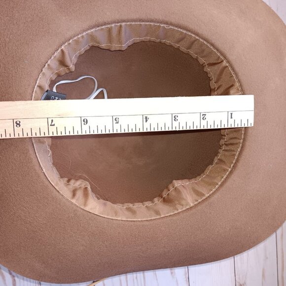 Wool Hat ** Fraying Inner Band